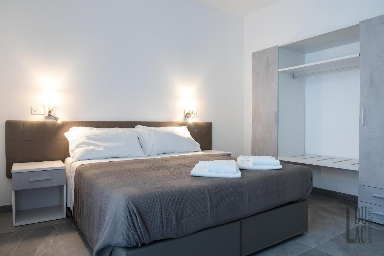 Du Aparments Apartment